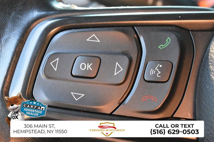 Used 2022 Jeep Gladiator Willys image 16