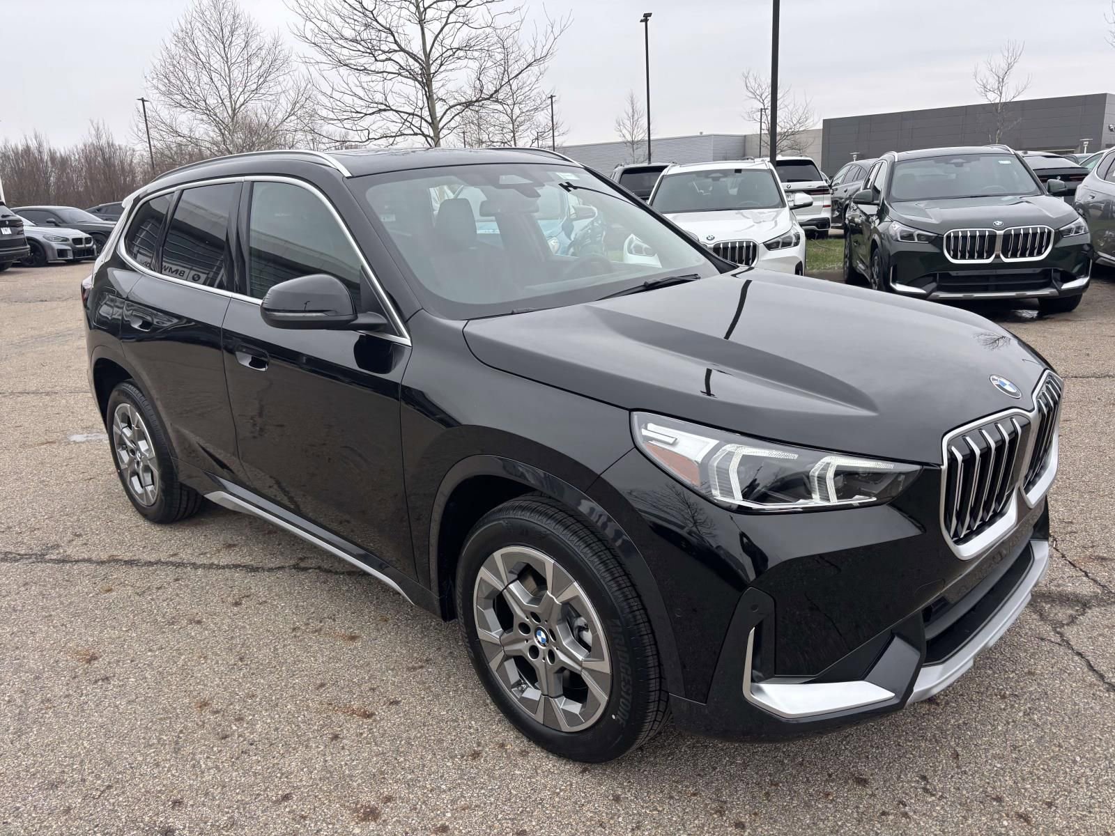New 2026 BMW X1 xDrive28i w/ Convenience Package AWD/4WD image 3
