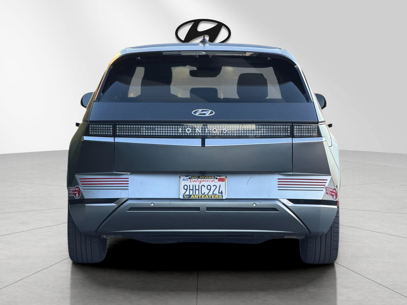 Certified 2023 Hyundai Ioniq 5 Limited w/ Cargo Package RWD image 4
