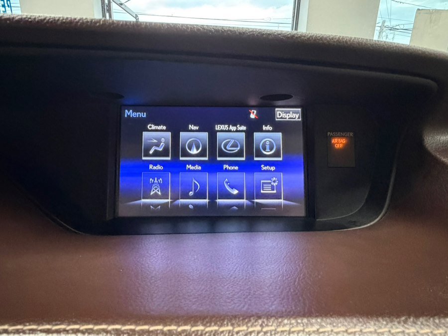 Used 2016 Lexus ES 350 w/ Luxury Package w/Wood Trim image 47