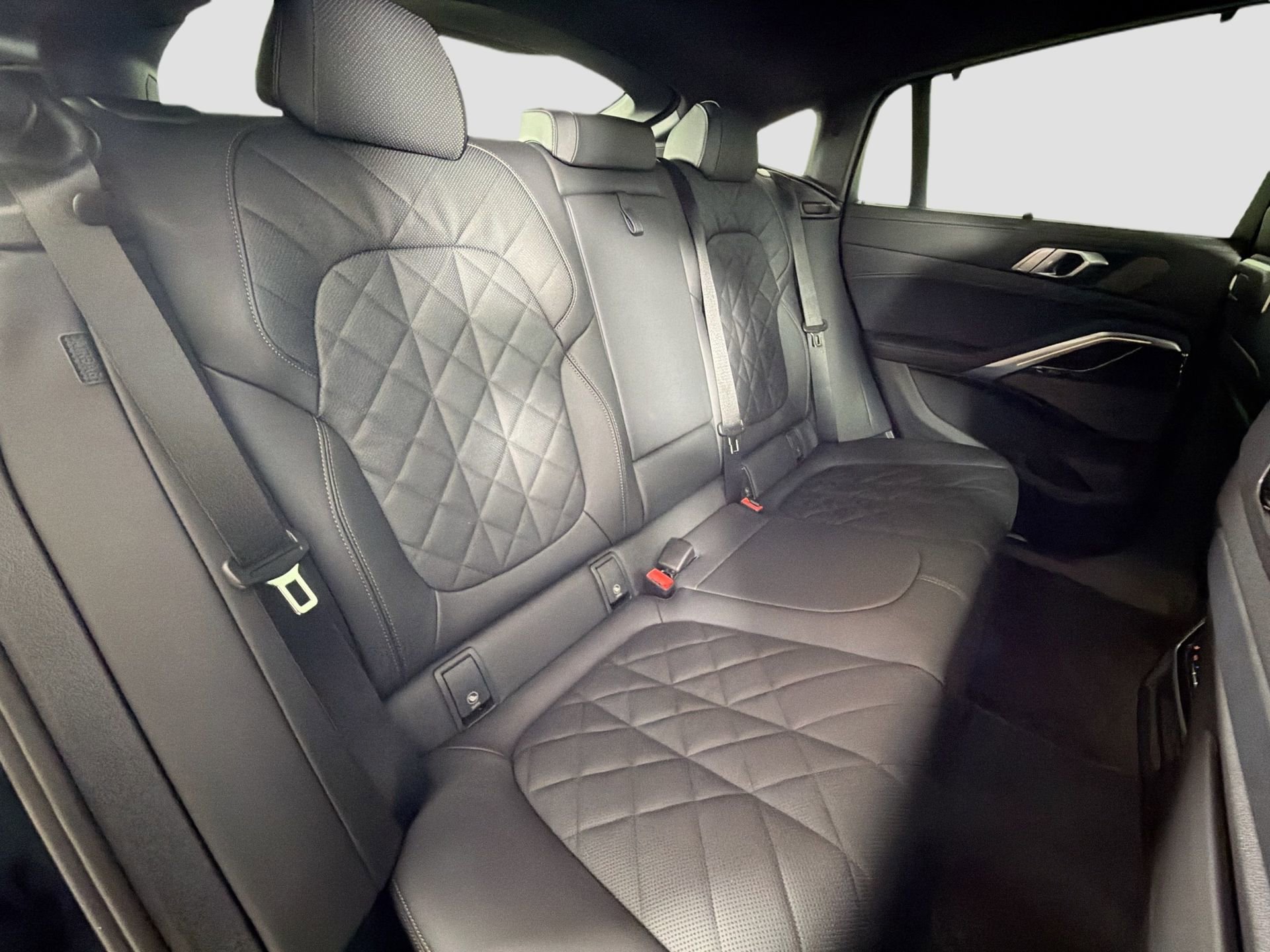 New 2026 BMW X6 xDrive40i image 28