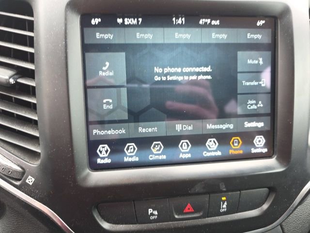 Used 2021 Jeep Cherokee Latitude Lux w/ Comfort/Convenience Group image 21