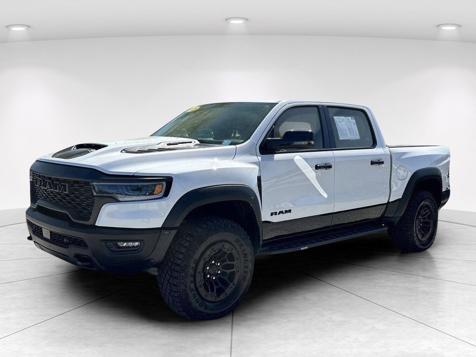 Used 2025 RAM 1500 RHO image 8