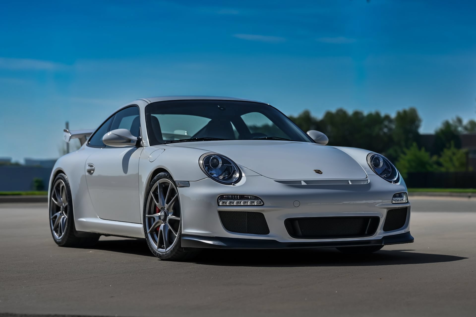 Used 2010 Porsche 911 GT3 RWD image 5
