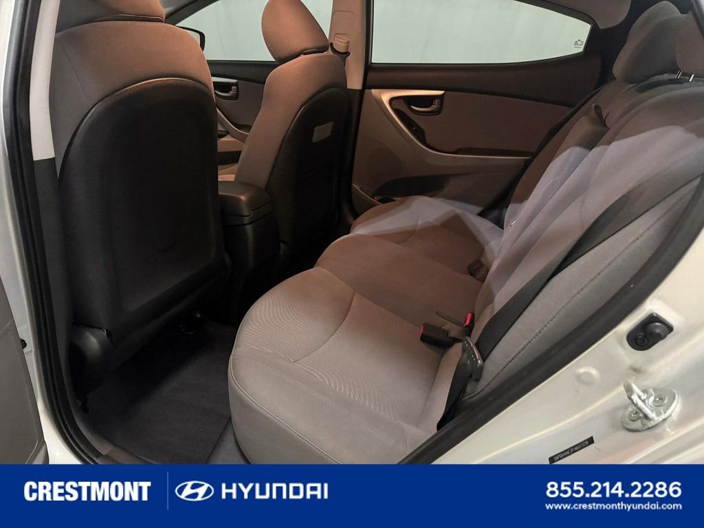 Used 2015 Hyundai Elantra SE w/ Option Group 02 image 25