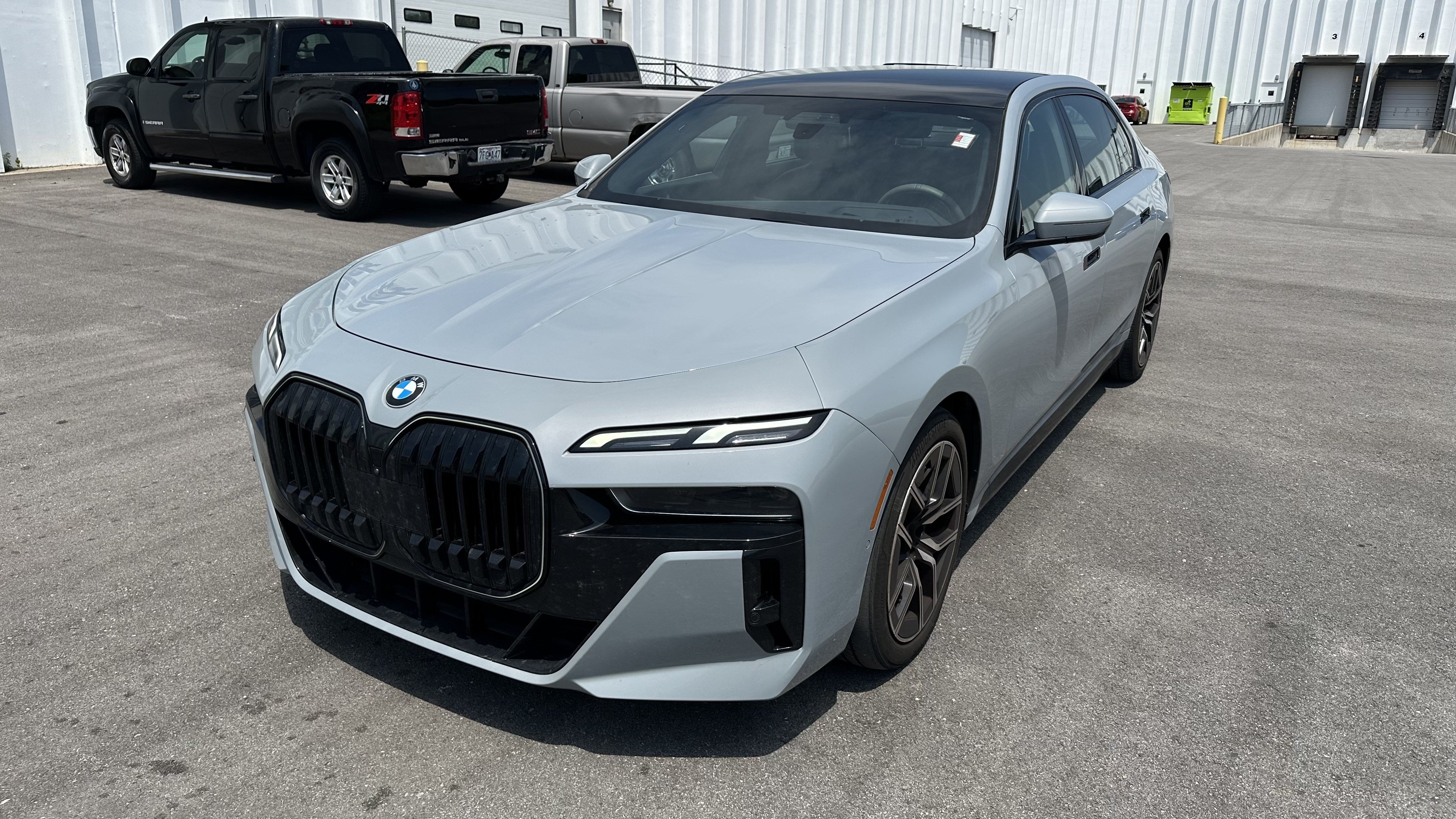 Certified 2024 BMW 760i xDrive AWD/4WD image 5