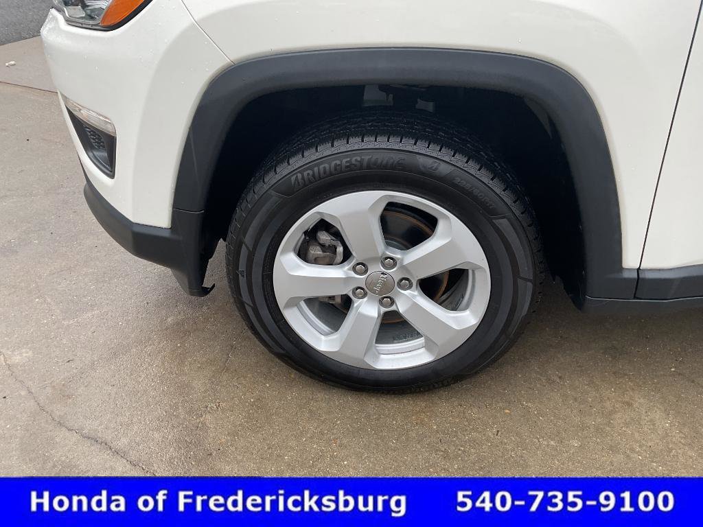 Used 2019 Jeep Compass Latitude w/ Popular Equipment Group AWD/4WD image 10