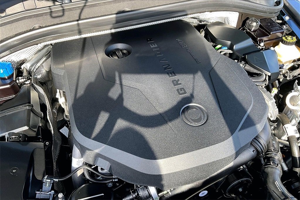 Used 2024 INEOS Grenadier Fieldmaster Edition image 29