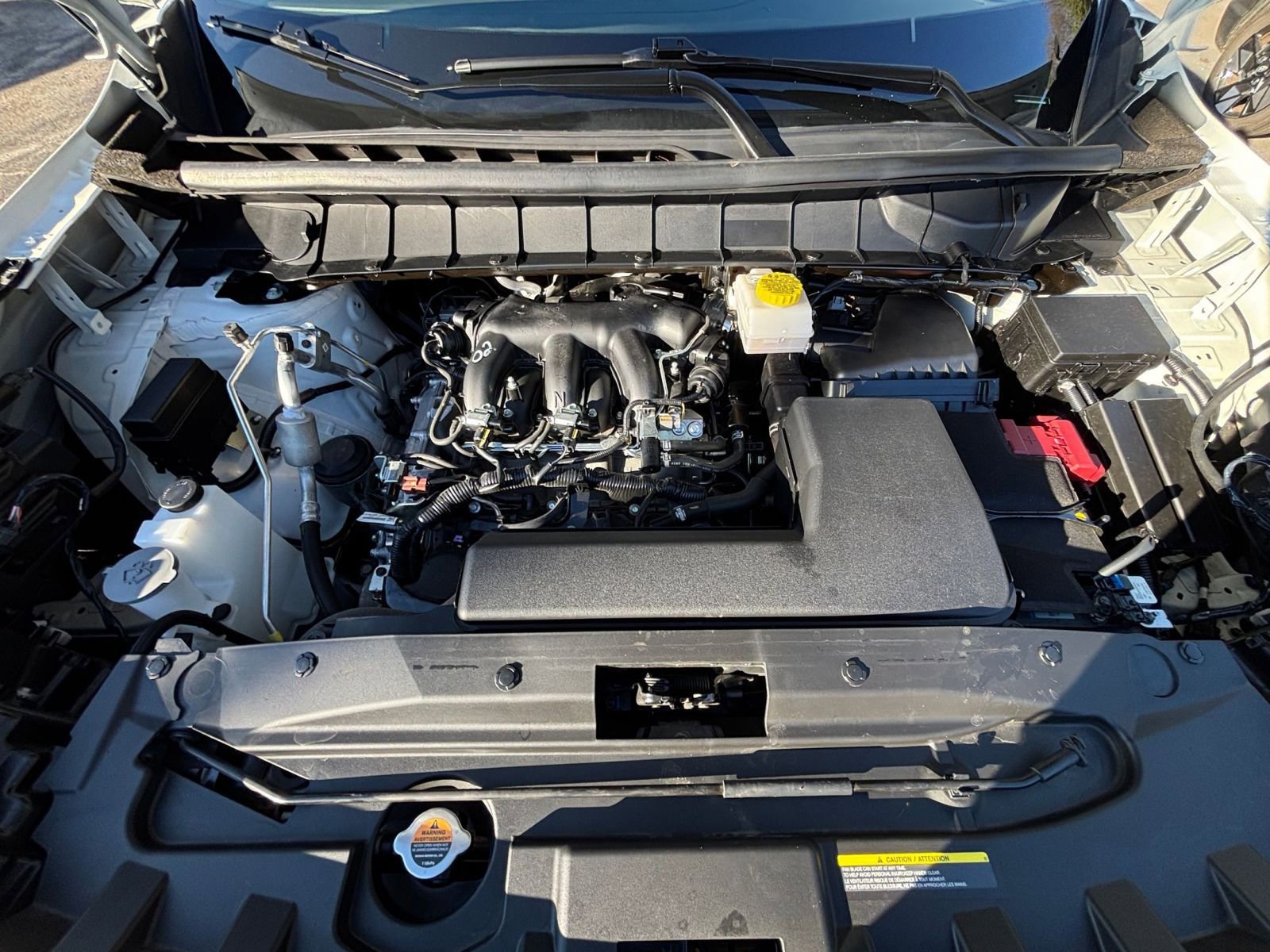 Used 2025 Nissan Pathfinder SV image 33