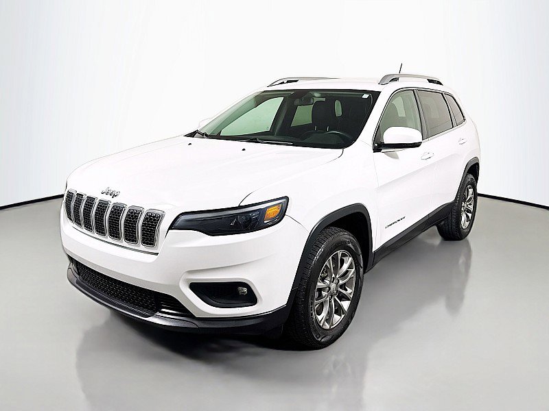 Used 2019 Jeep Cherokee Latitude Plus w/ Cold Weather Group image 3