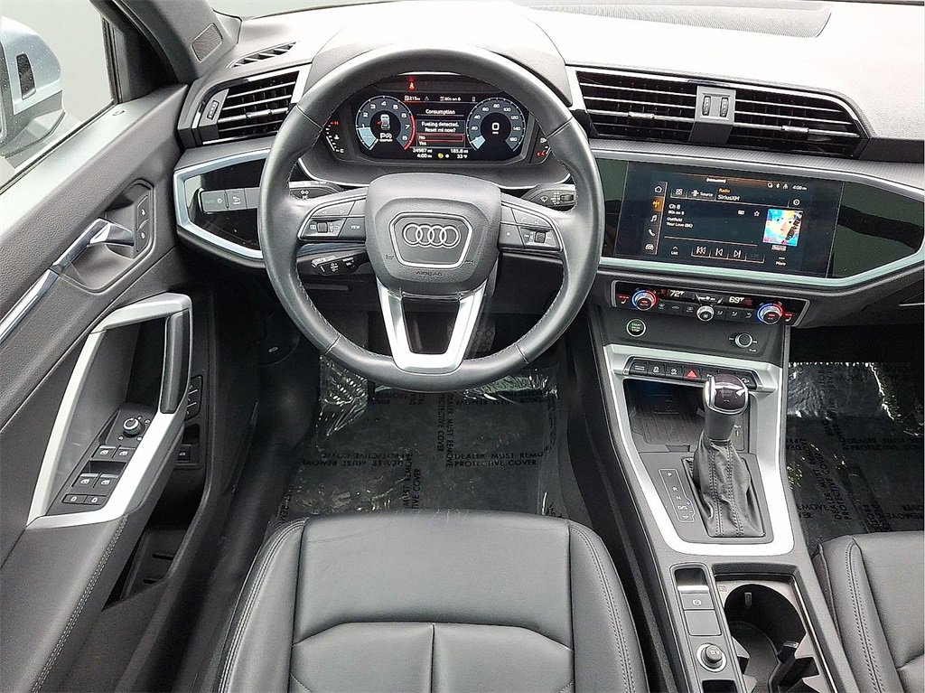 Used 2022 Audi Q3 2.0T Premium Plus w/ Premium Plus Package image 26