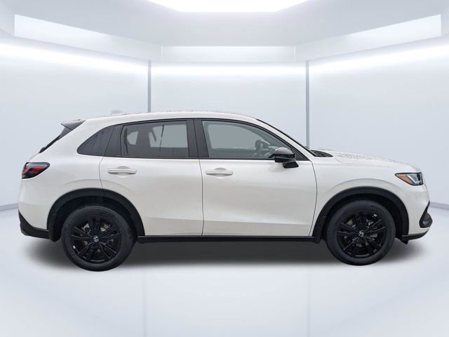 New 2026 Honda HR-V Sport image 3