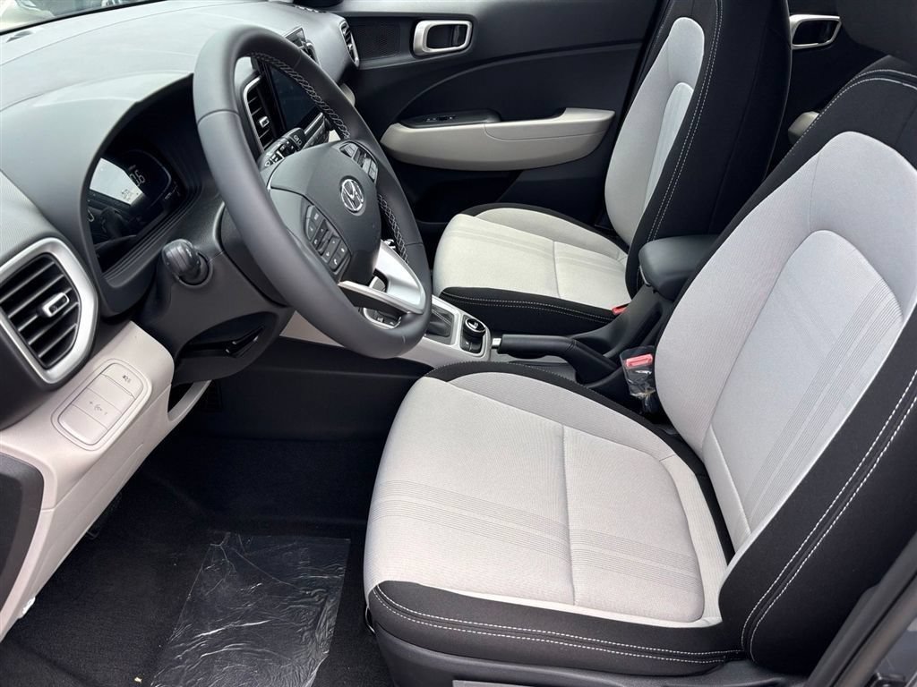 New 2026 Hyundai Venue SEL FWD image 12