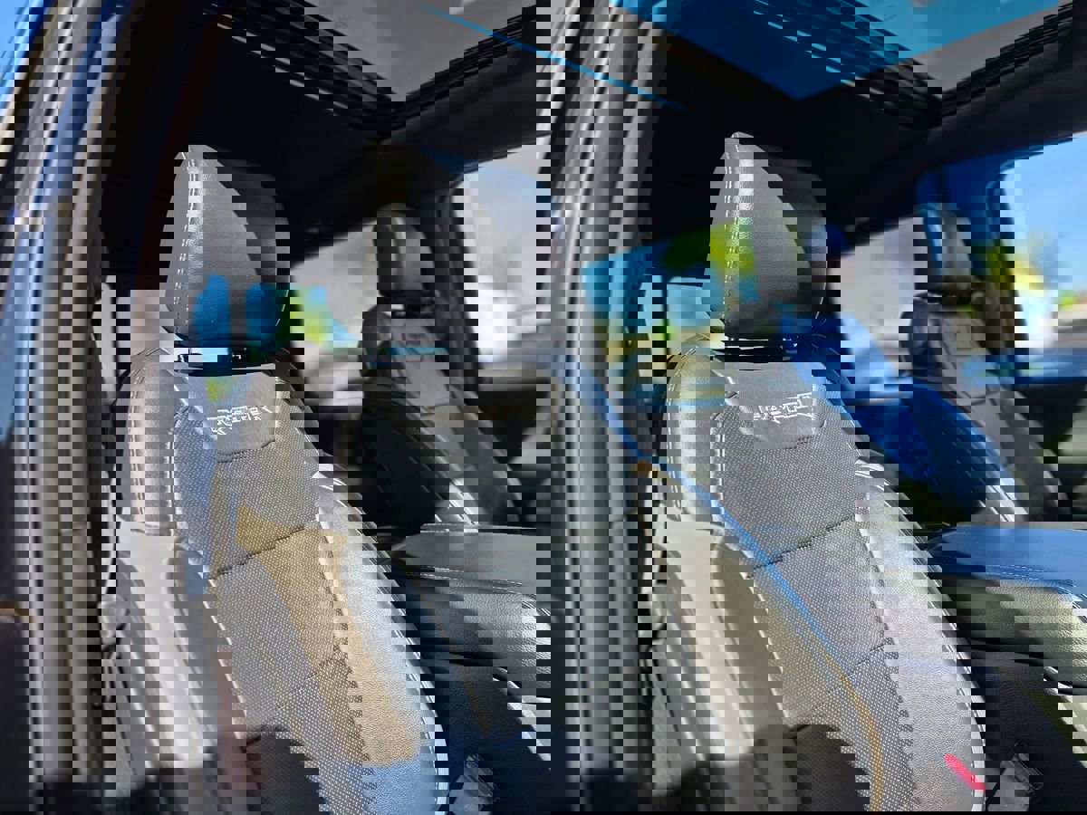 Used 2017 Ford F150 Raptor w/ Equipment Group 802A Luxury image 10