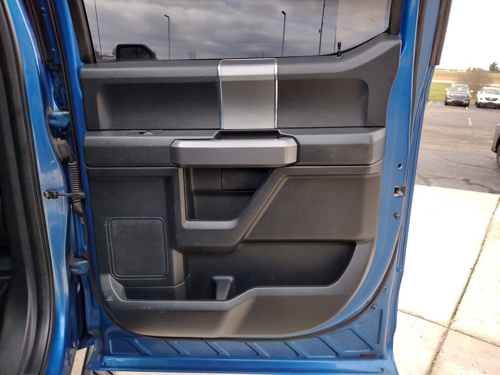 Used 2015 Ford F150 XLT w/ Equipment Group 302A Luxury image 23