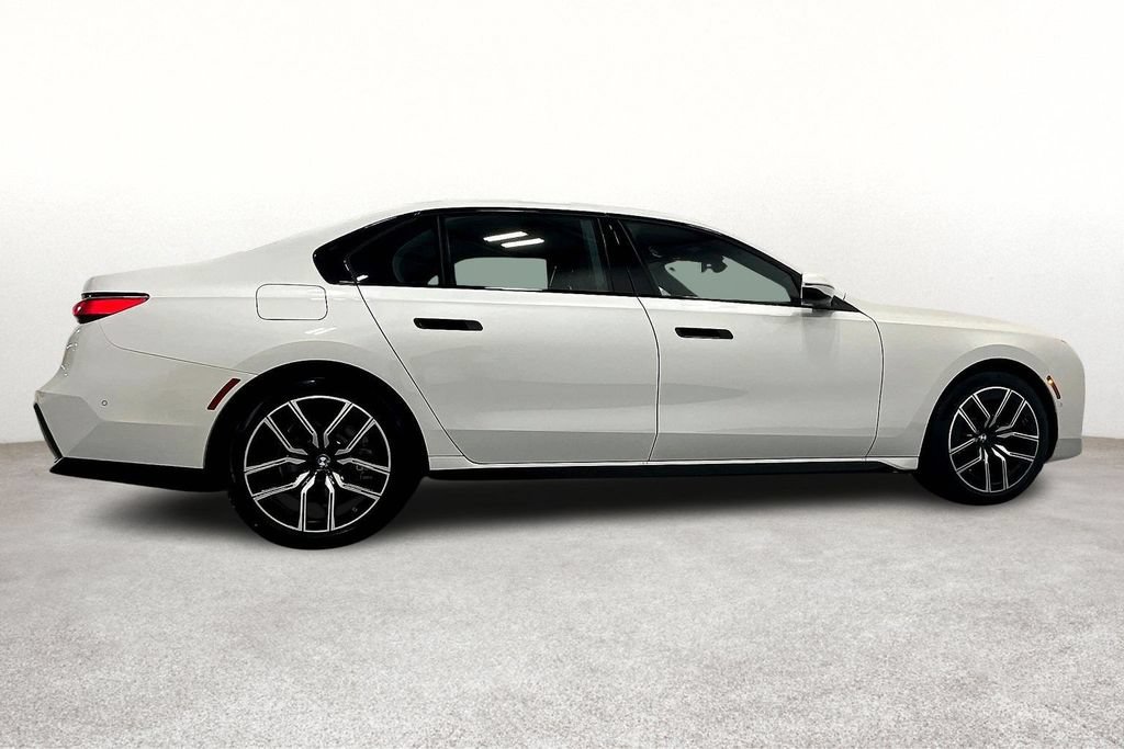 New 2025 BMW i7 eDrive50 RWD image 8
