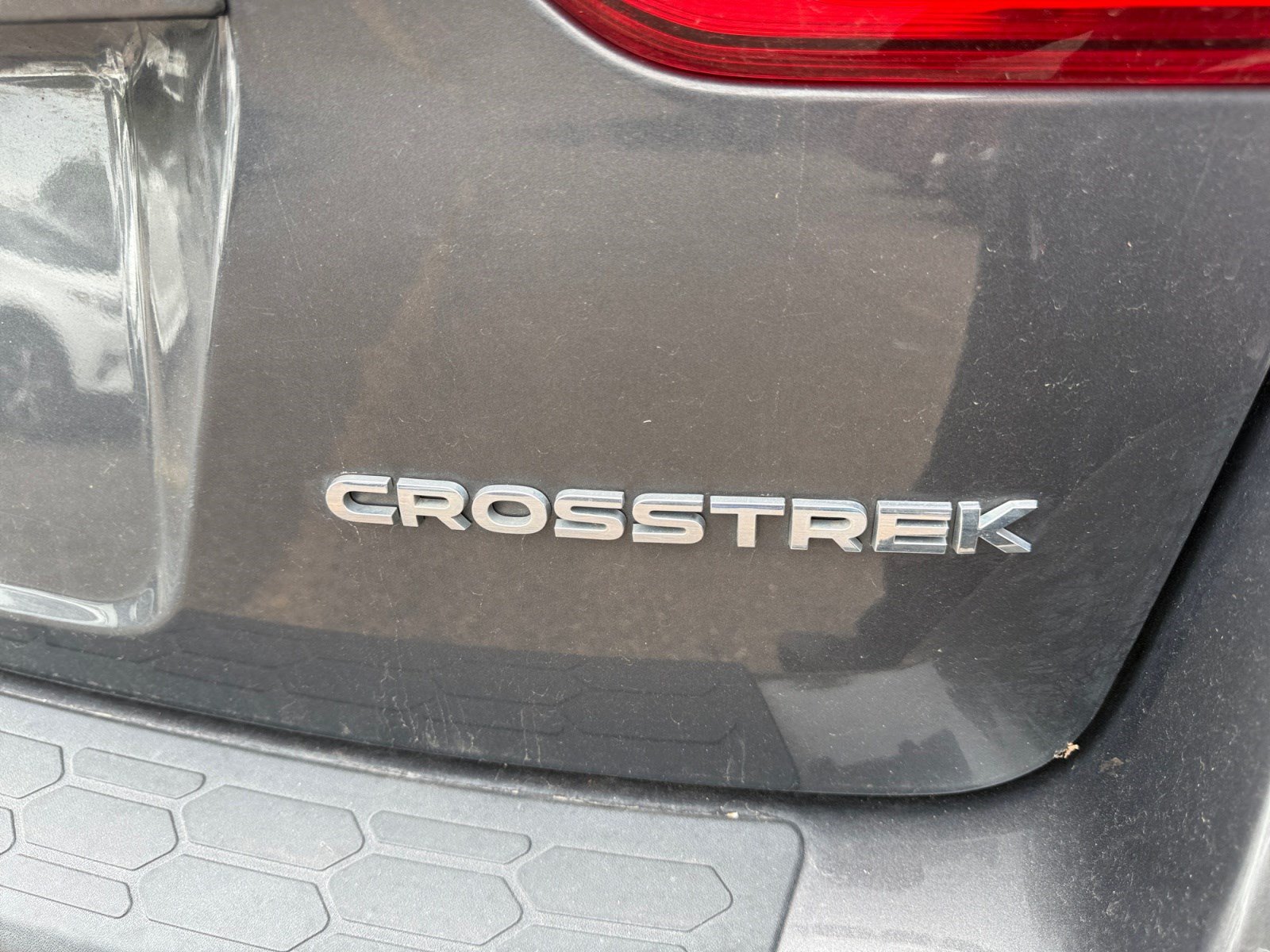 Used 2020 Subaru Crosstrek 2.0i Premium w/ Moonroof Package 2 AWD/4WD image 23