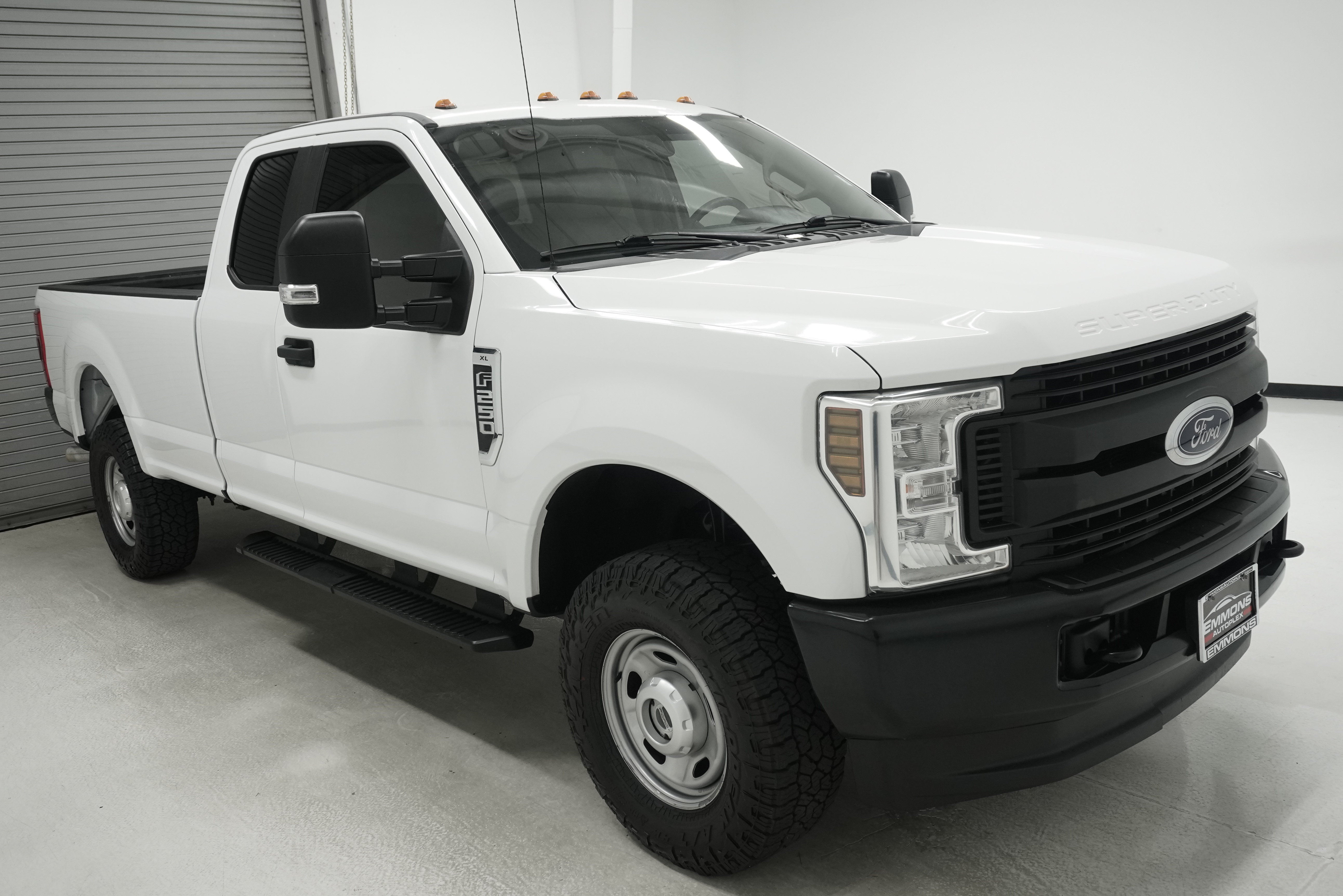 Used 2019 Ford F250 XL w/ Power Equipment Group AWD/4WD image 3