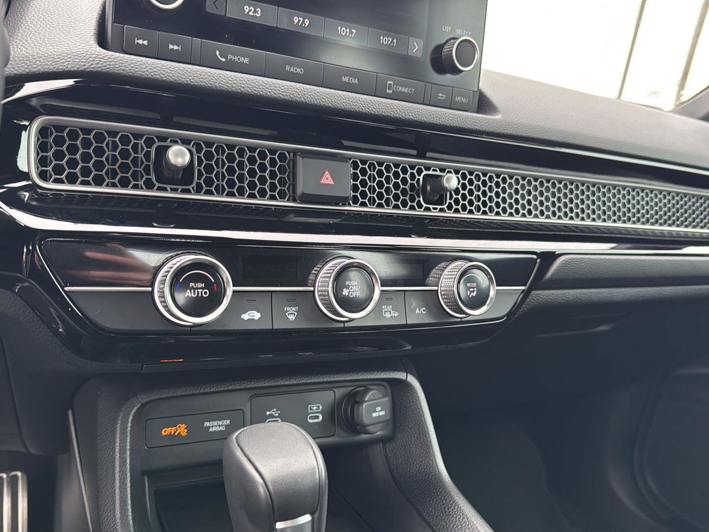 Used 2025 Honda Civic Sport image 22