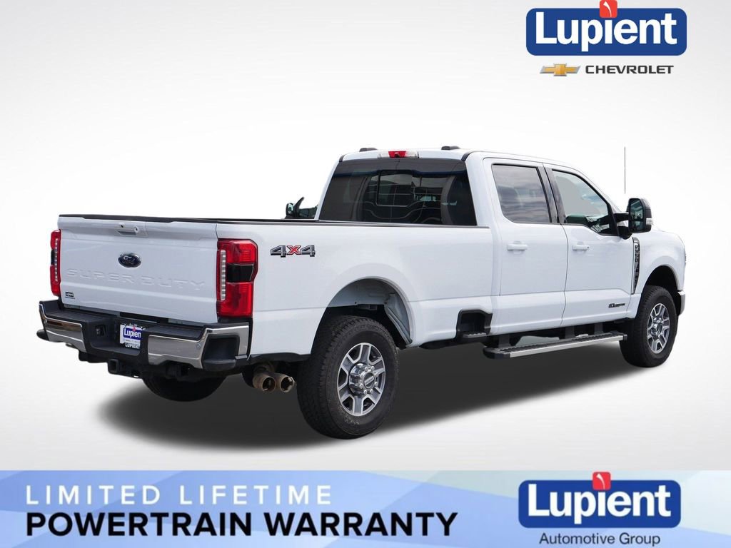 Used 2024 Ford F350 Lariat image 3