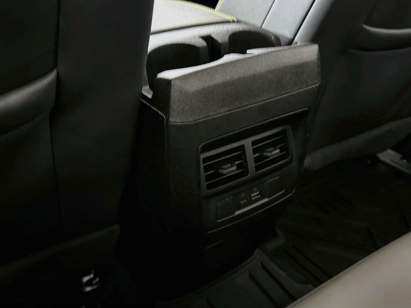 Used 2024 Chevrolet Colorado ZR2 w/ ZR2 Convenience Package III AWD/4WD image 35