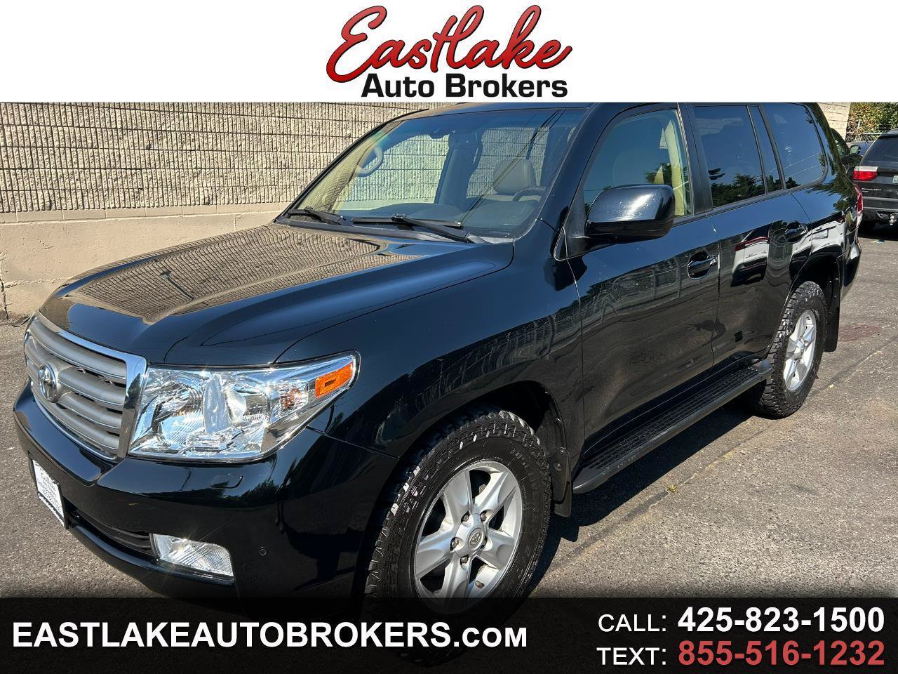 Used 2011 Toyota Land Cruiser w/ Upgrade Pkg AWD/4WD image 1