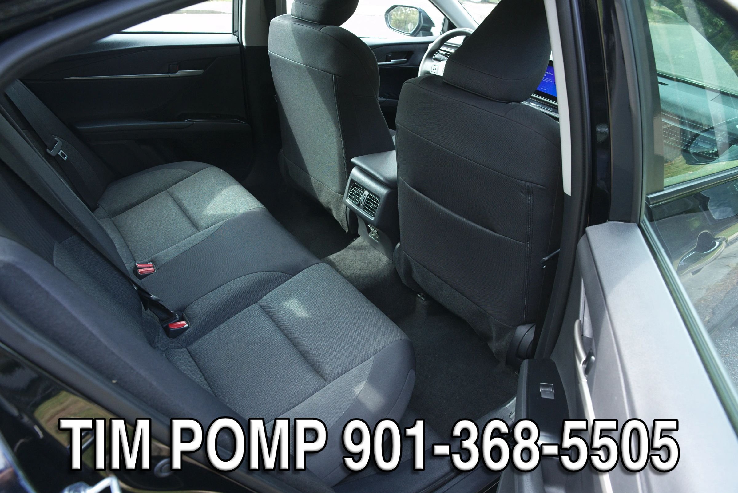 Used 2025 Toyota Camry LE FWD image 15