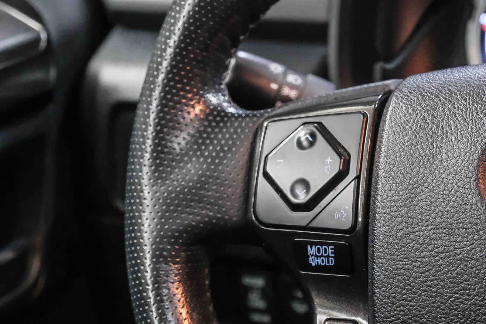 Used 2023 Toyota 4Runner TRD Off-Road Premium w/ Moonroof Package AWD/4WD image 22