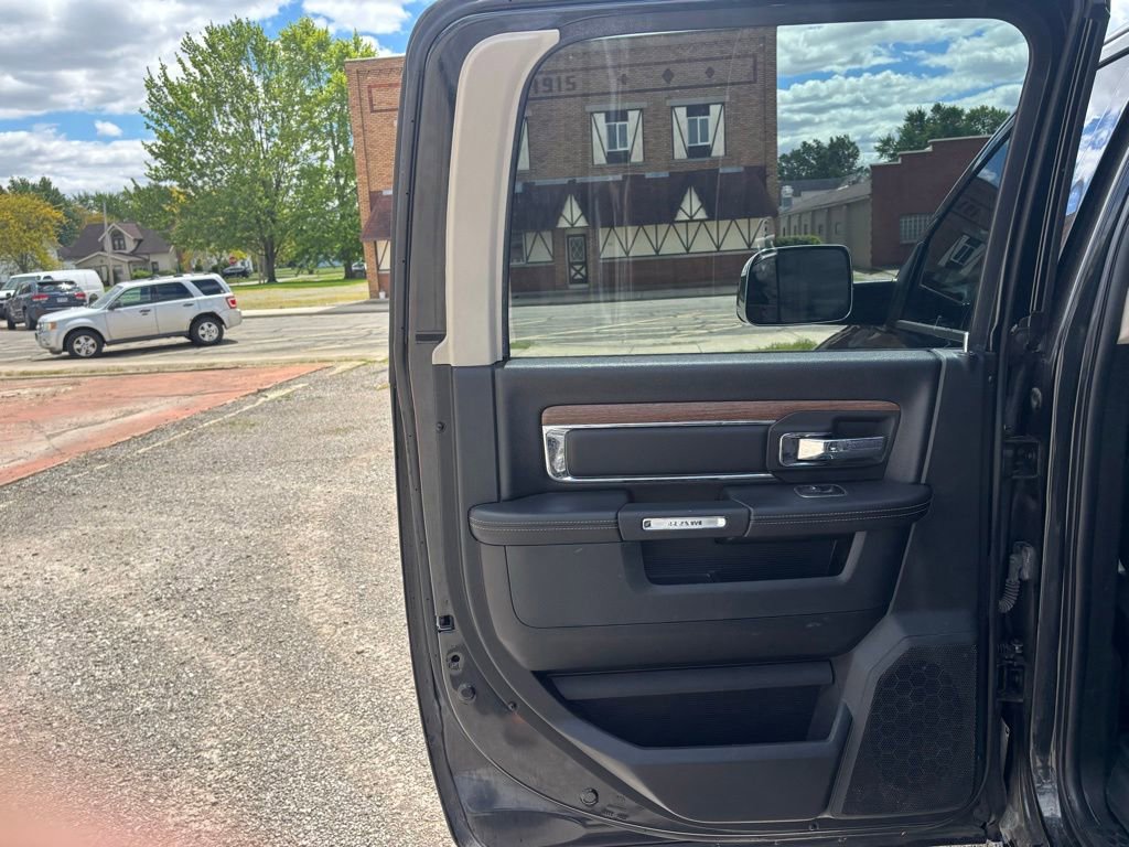Used 2016 RAM 1500 Laramie AWD/4WD image 15