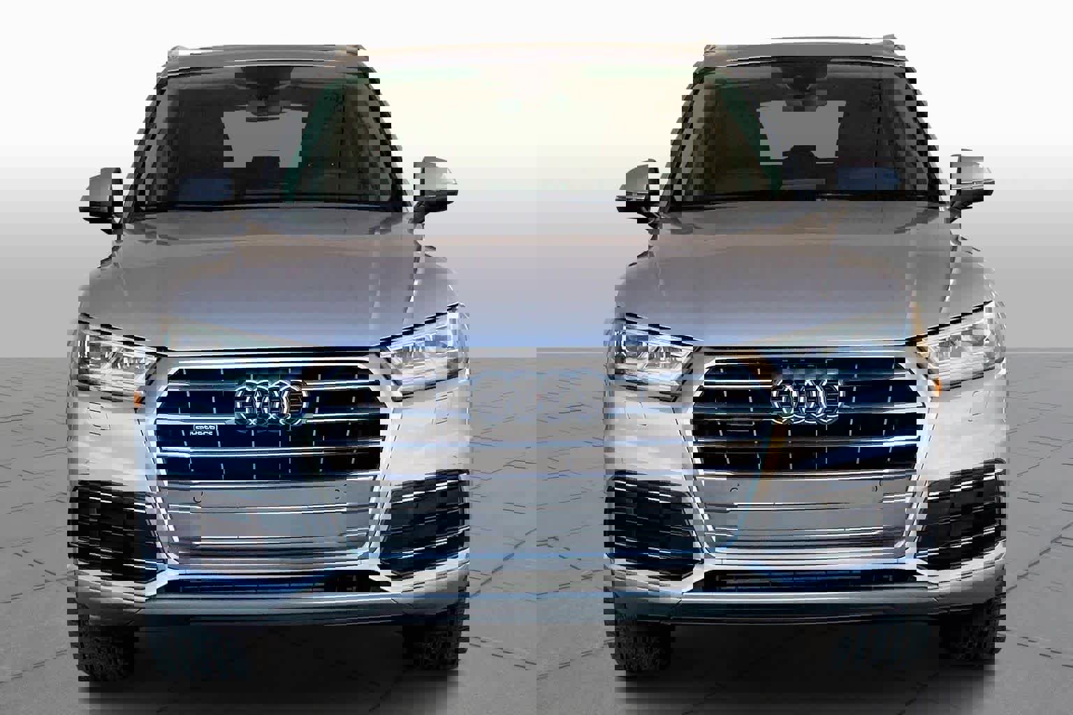 Used 2018 Audi Q5 2.0T Premium Plus w/ Premium Plus Package image 3