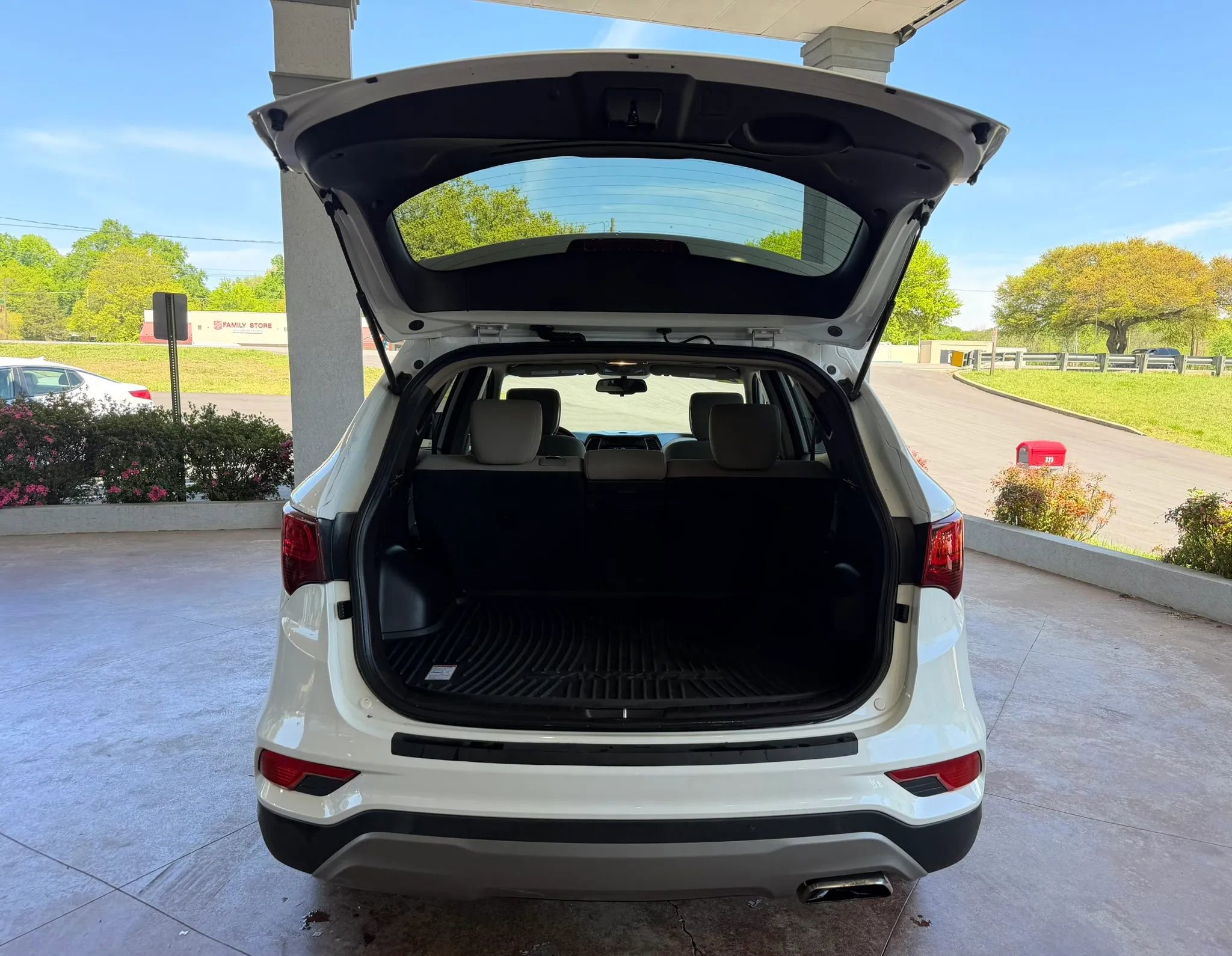 Used 2017 Hyundai Santa Fe Sport AWD/4WD image 22