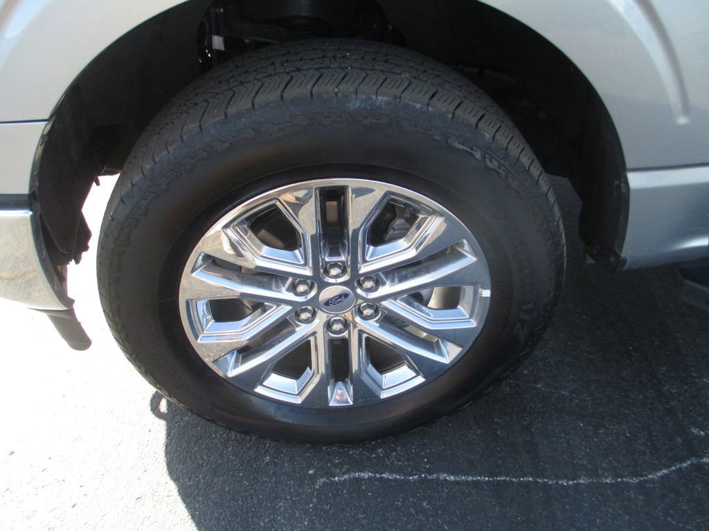 Used 2025 Ford F150 Lariat w/ Equipment Group 501A Mid AWD/4WD image 15