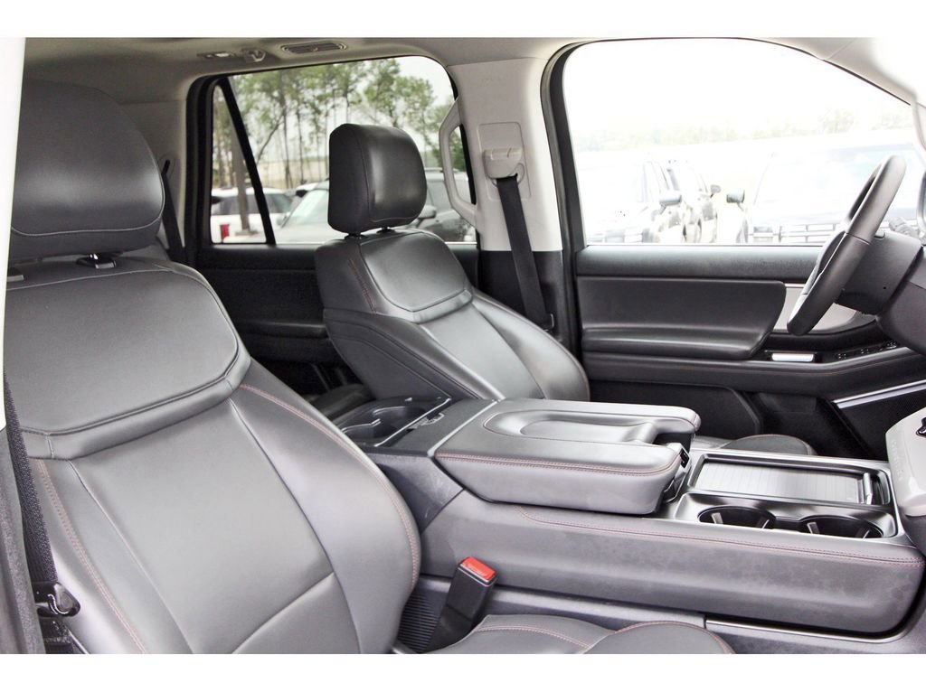 Certified 2025 Ford Expedition Max Active AWD/4WD image 26
