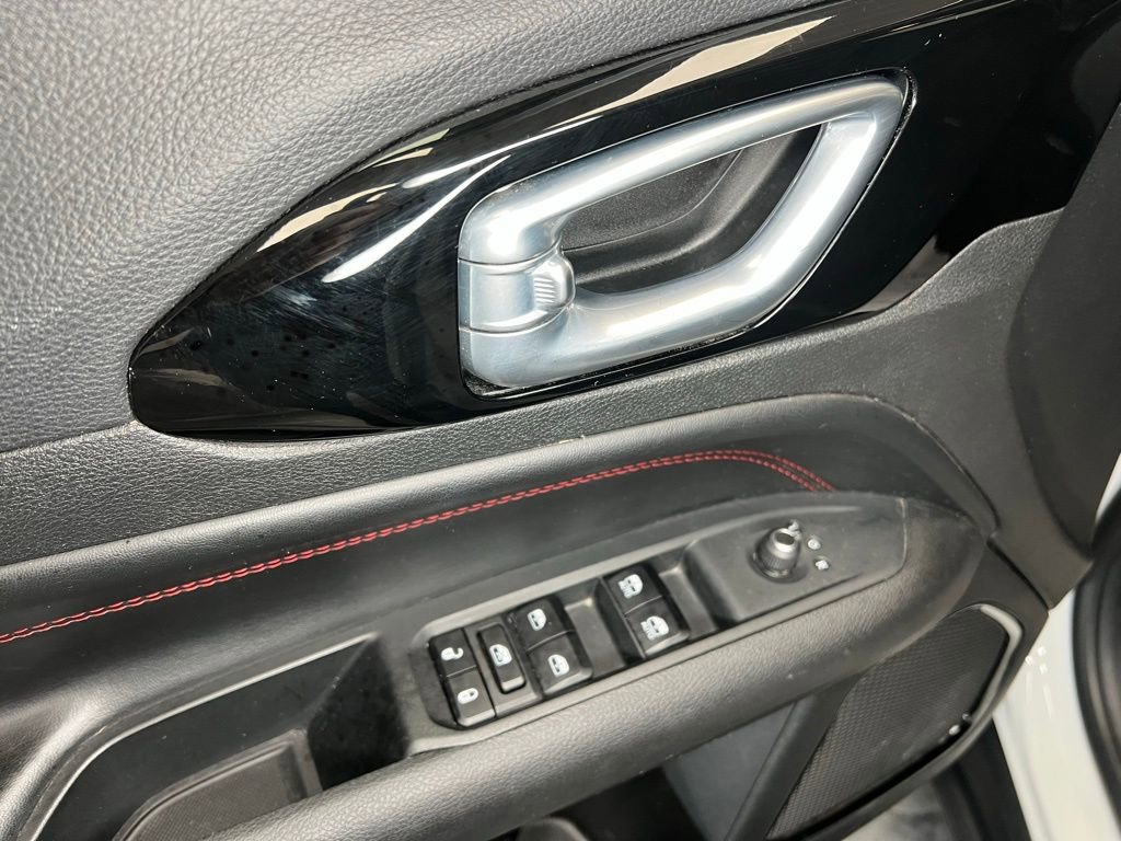 Used 2023 Jeep Compass Trailhawk image 16