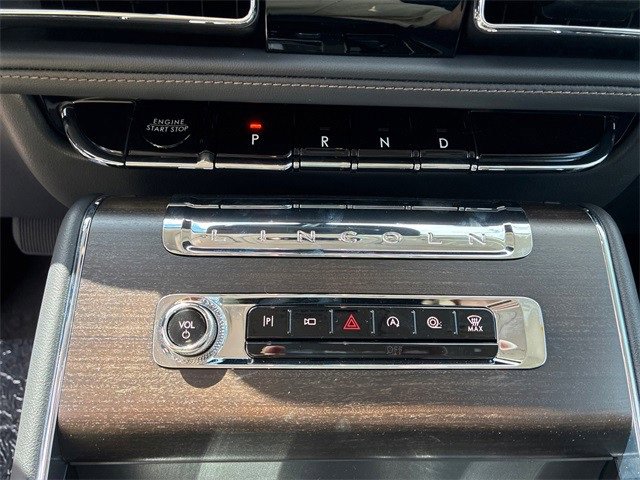 New 2025 Lincoln Aviator Reserve w/ Luxury Package image 31