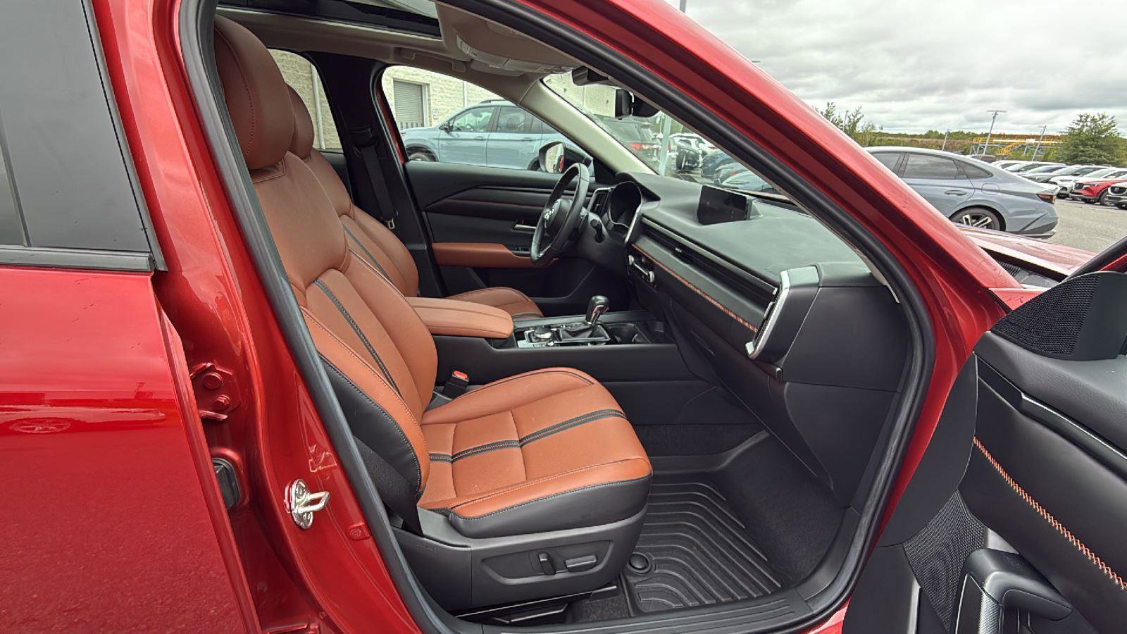 Certified 2024 MAZDA CX-50 AWD 2.5 Turbo w/ Cargo Package image 20