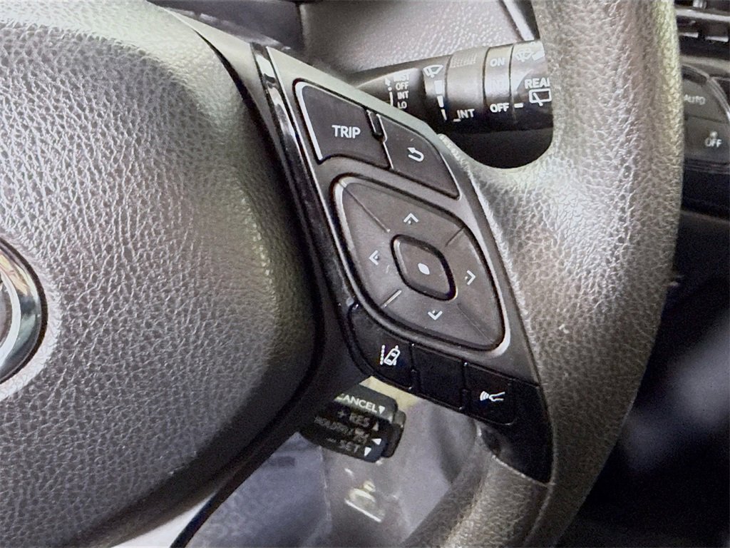 Certified 2019 Toyota C-HR LE image 21