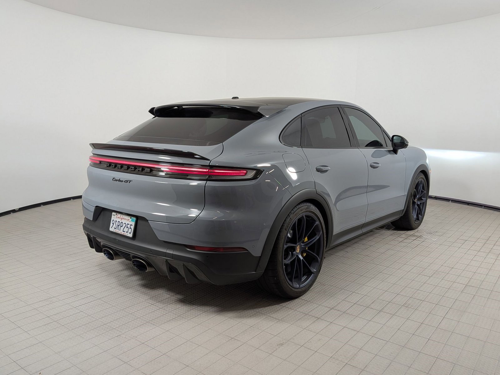 Certified 2025 Porsche Cayenne Turbo GT AWD/4WD image 9