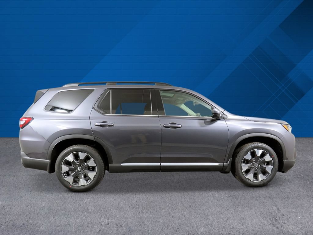 New 2026 Honda Pilot Touring image 2