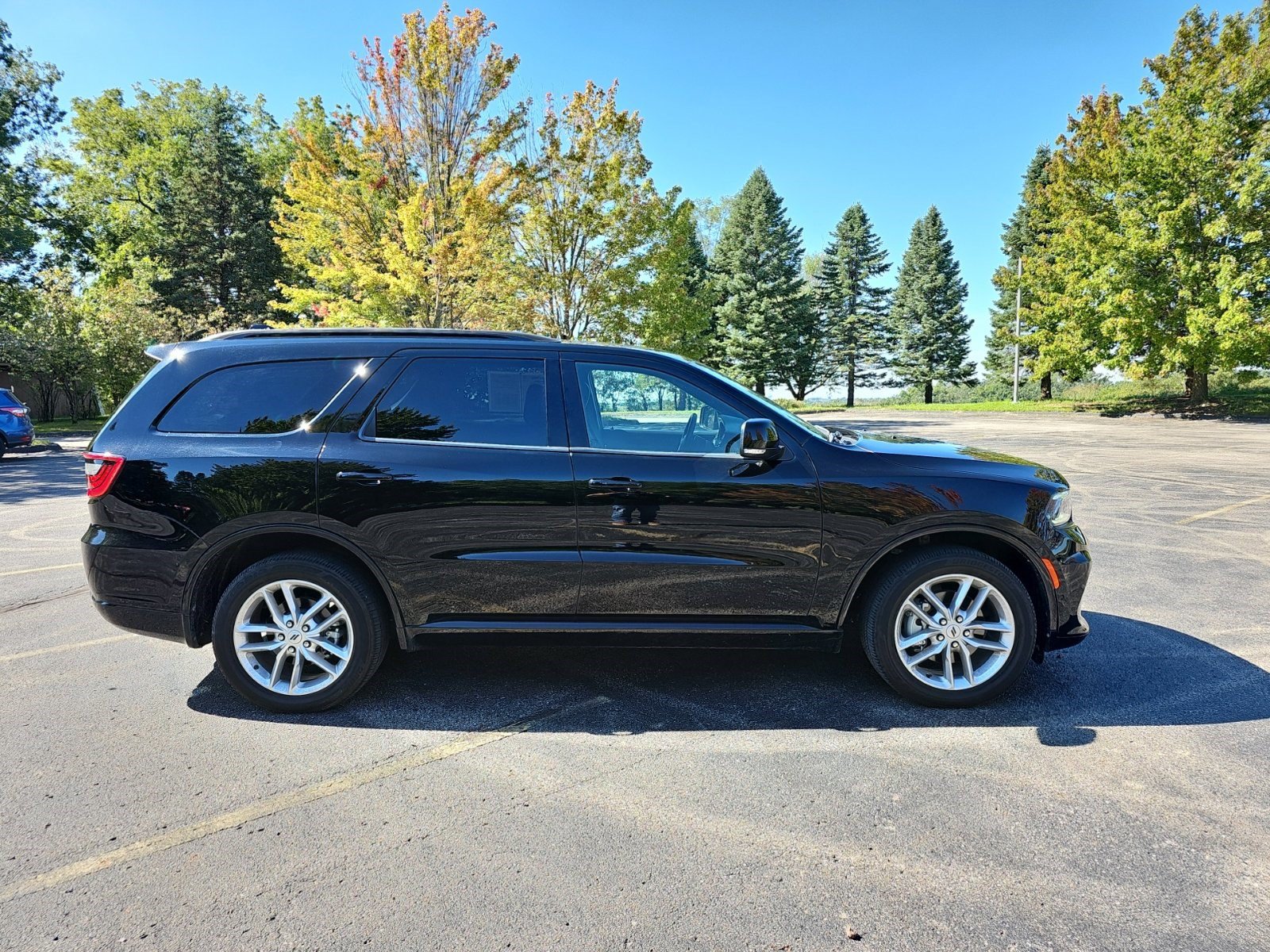 Used 2025 Dodge Durango GT AWD/4WD image 7