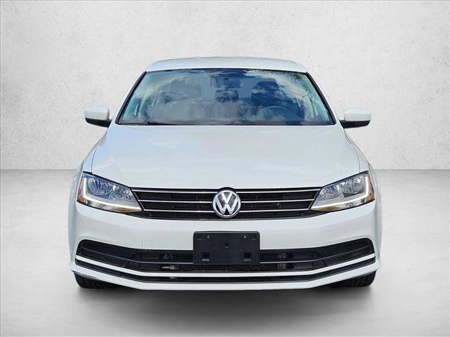 Used 2017 Volkswagen Jetta S image 2