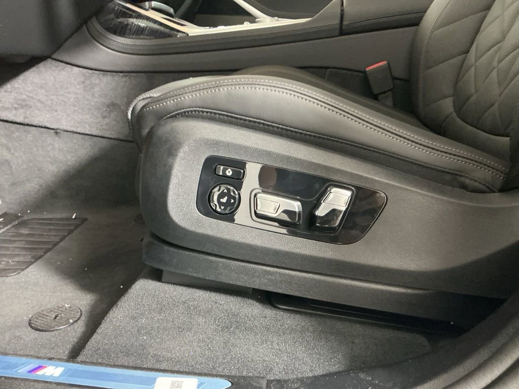 New 2026 BMW X7 xDrive40i AWD/4WD image 28