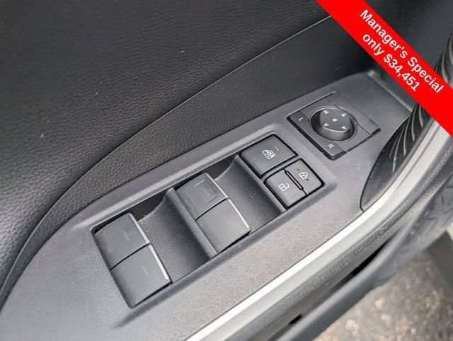 Used 2022 Toyota RAV4 XSE w/ XSE Grade Weather Package AWD/4WD image 16