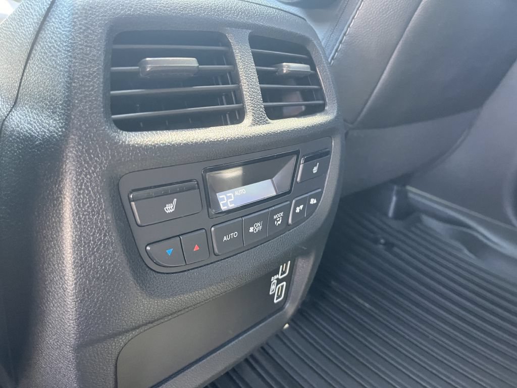 Used 2022 Honda Pilot Black Edition image 19