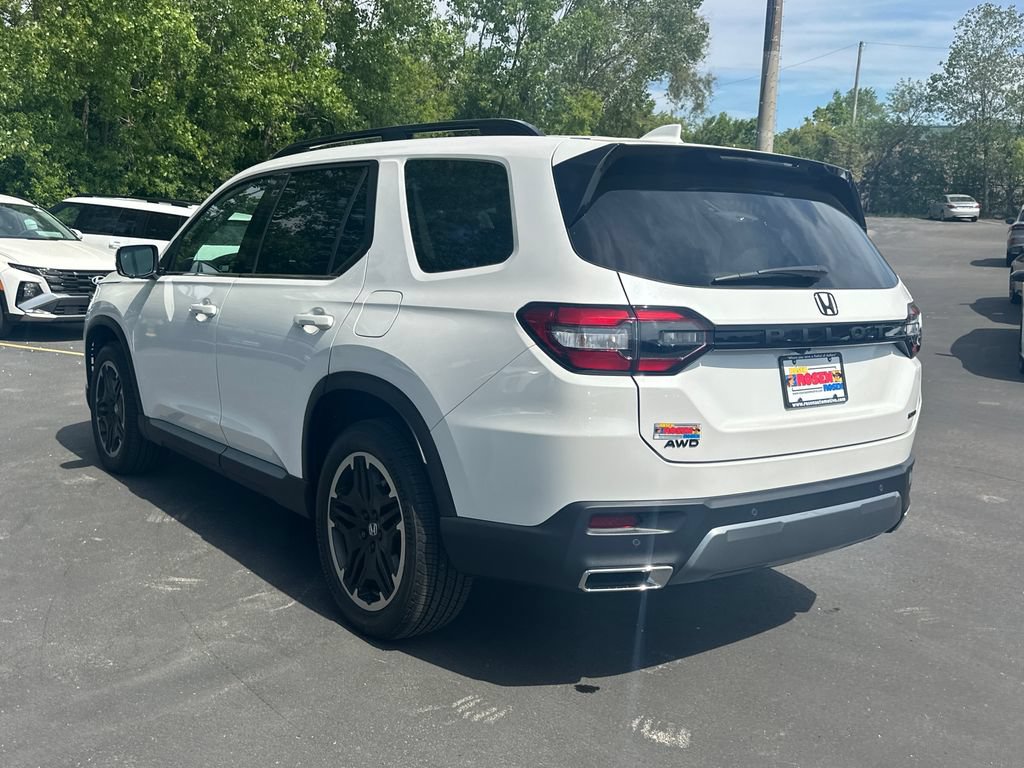 New 2026 Honda Pilot Touring video 3