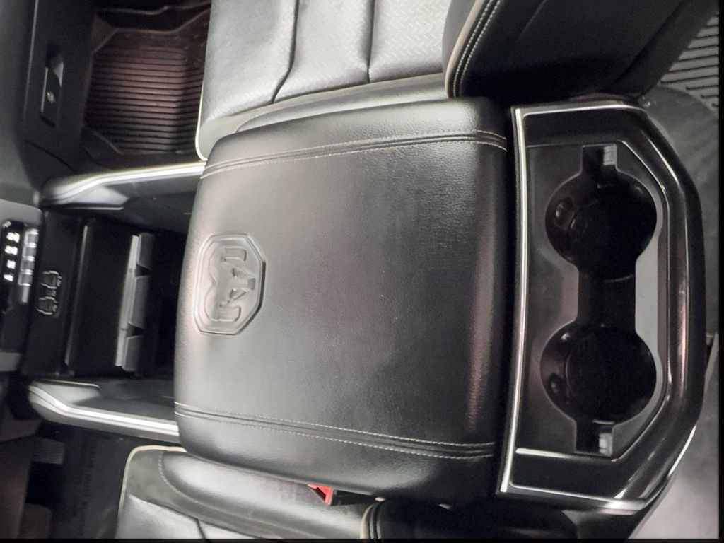 Used 2022 RAM 1500 Laramie w/ Sport Appearance Package AWD/4WD image 41