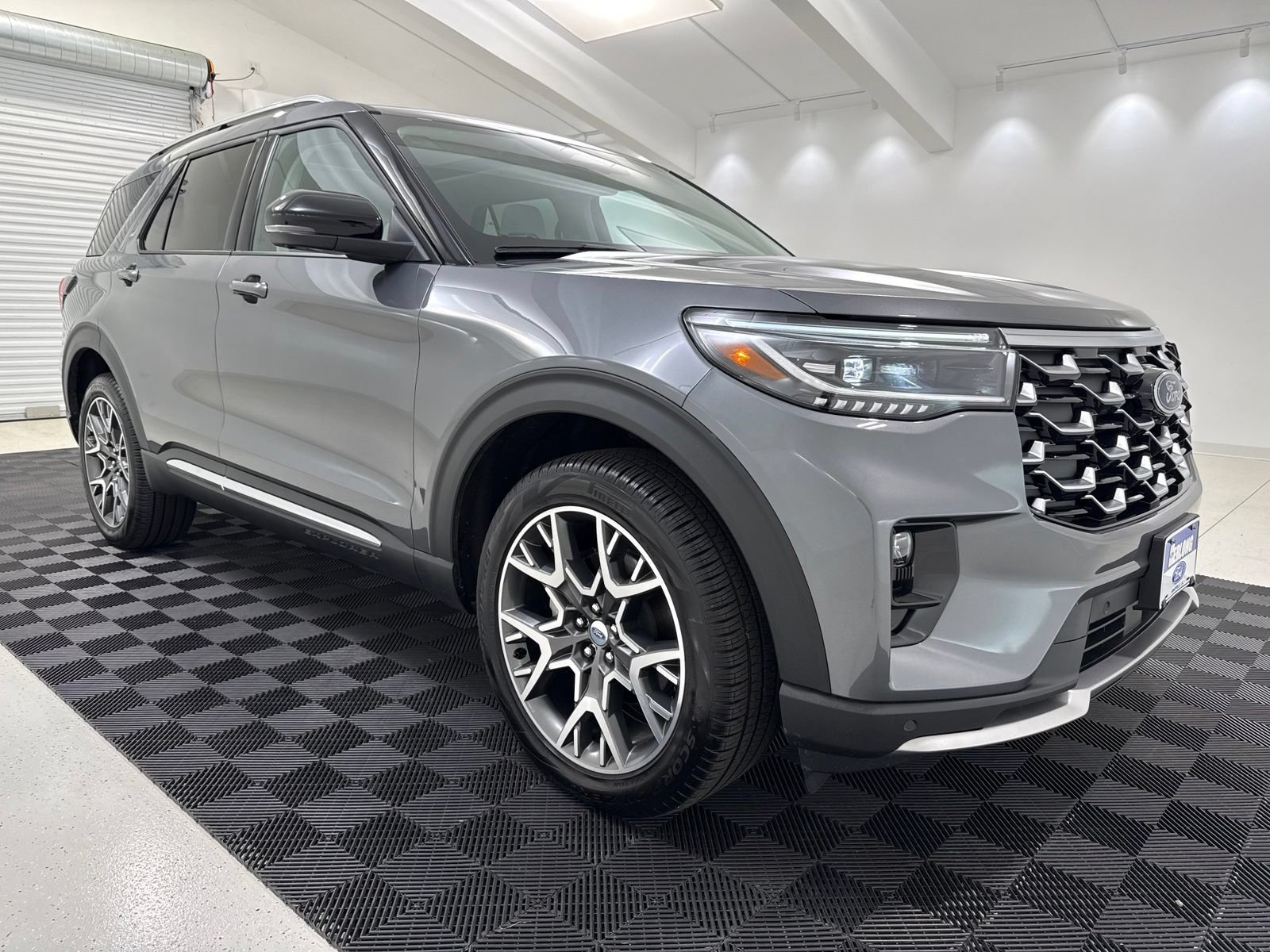 Used 2025 Ford Explorer Platinum w/ Ultimate Package
