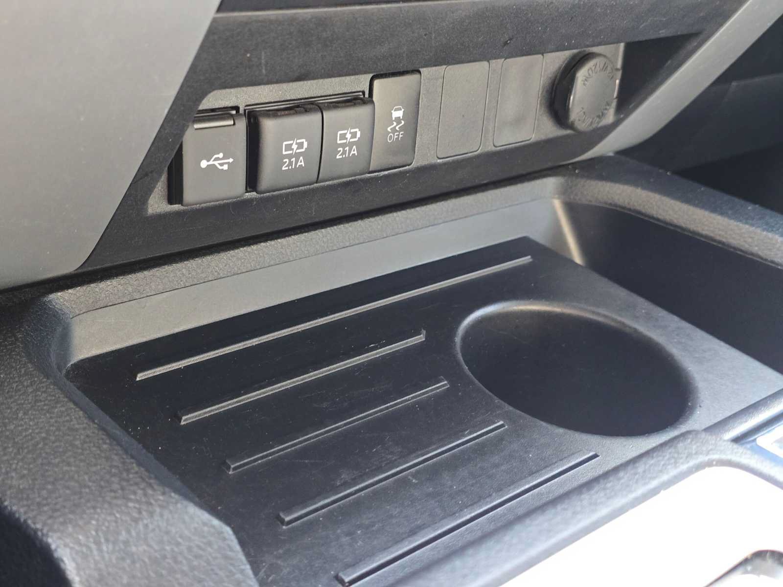 Certified 2020 Toyota Tundra TRD Pro AWD/4WD image 30