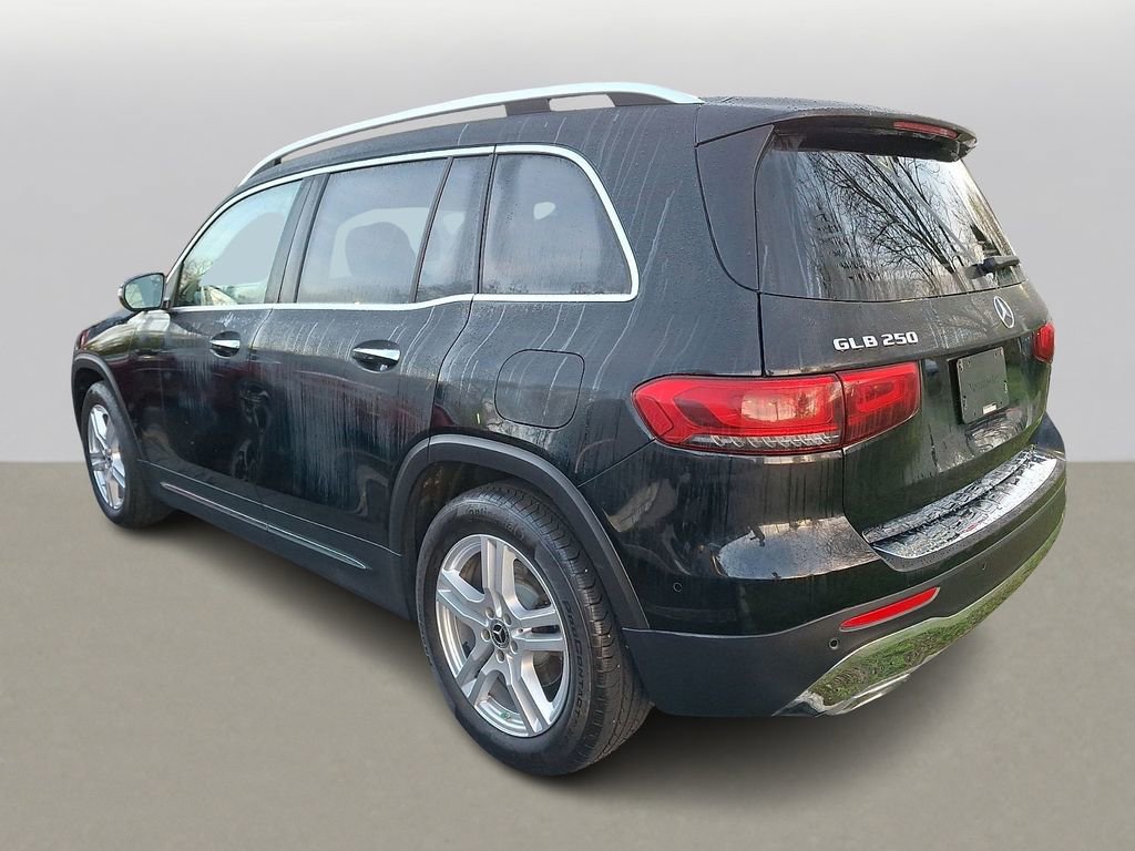 Used 2023 Mercedes-Benz GLB 250 4MATIC image 5