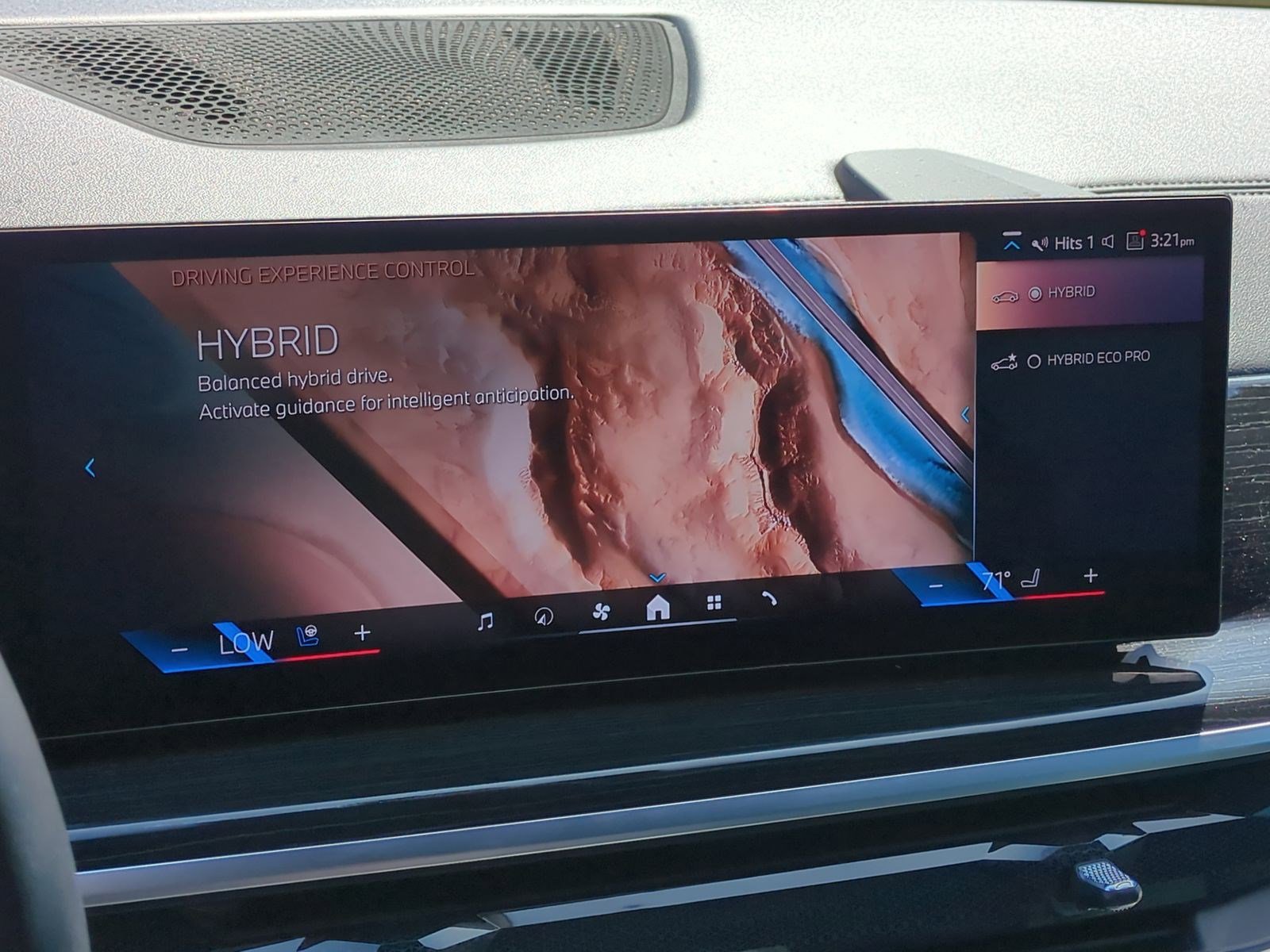 Certified 2024 BMW X5 xDrive50e w/ M Sport Package image 24